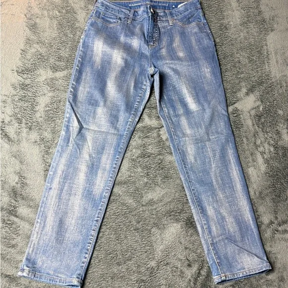 SO Size 10R Slimming Girliend Slim‎ Leg Ankle Jeans Distressed Wash