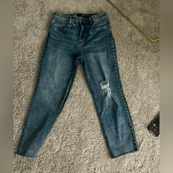 KUT from the Kloth Distressed Frayed Hem Jean