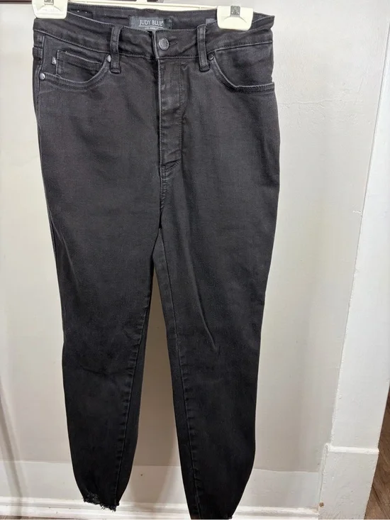 Judy Blue Black High Rise Skinny Jeans Stretchy Distressed Raw Hem