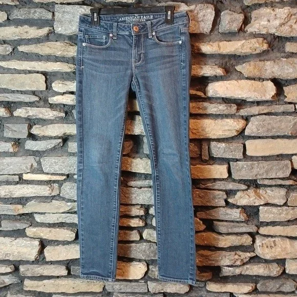 American Eagle Outfitters jeans sz 2
