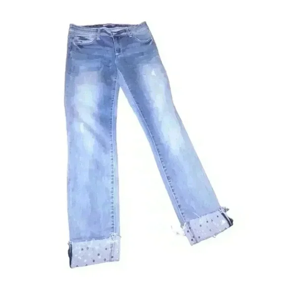 Tractr Blu Pearl and Bead Accent Cuffed Jeans Crops,‎ Size 27