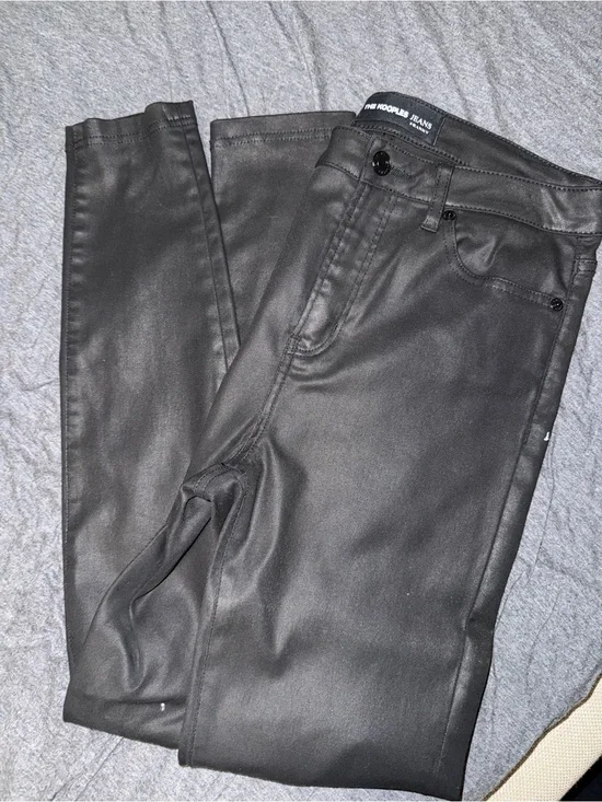 The Kooples FRANKY Black Coated Skinny Jeans