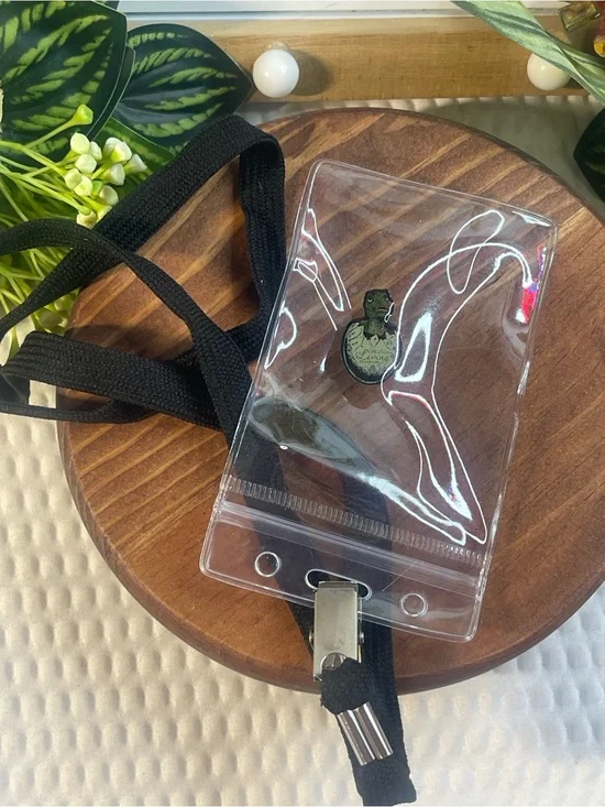 Virginia Living Museum Baby Dinosaur Hatchling Enamel Pin w/ Lanyard Holder