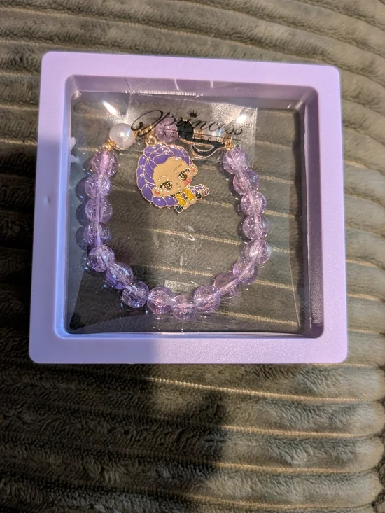New K-pop Demon Hunters Mira Charm Bracelet In Case