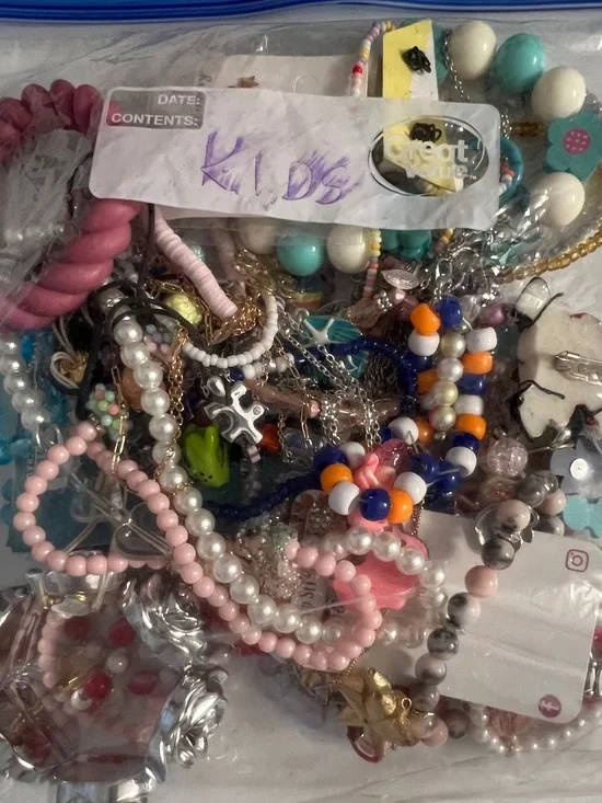 1 1/4 LB Kids Girls Mixed Jewelry Bag - Colorful Beaded Lghtweight