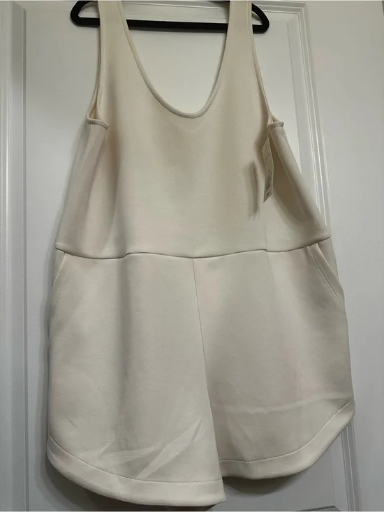 A New Day (Target) Cream Sleeveless Romper Size M