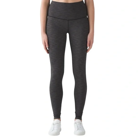 Lululemon Wunder Under High-Rise Tight Size 8 in Brushed Heathered Black 31”