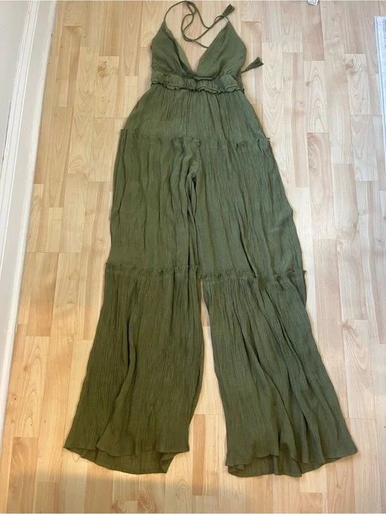 Fashion Nova Womens Green Flowy Wide Leg Halter Top Jumpsuit Small