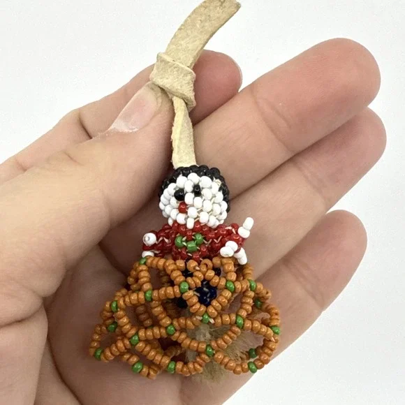 Zuni‎ Native American rabbits foot Beaded Hand Crafted 2