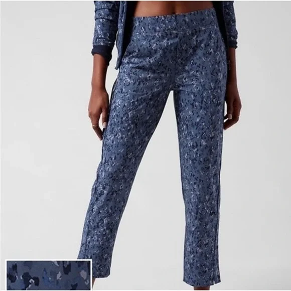 ATHLETA NWT Brooklyn Ankle‎ Pant 16 Tall Blue Camo Print Casual Jogger Style