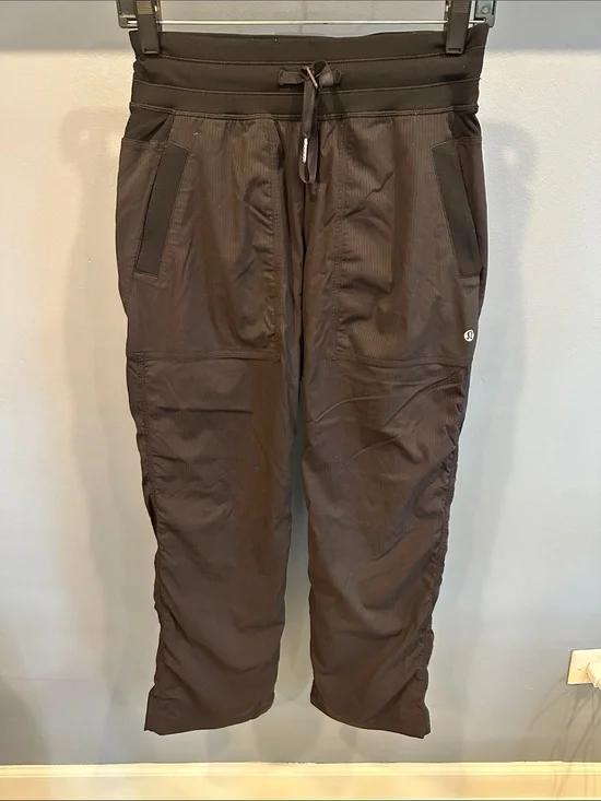 (Lululemon Dance Studio Mid-Rise Pant Regular, women's size 4