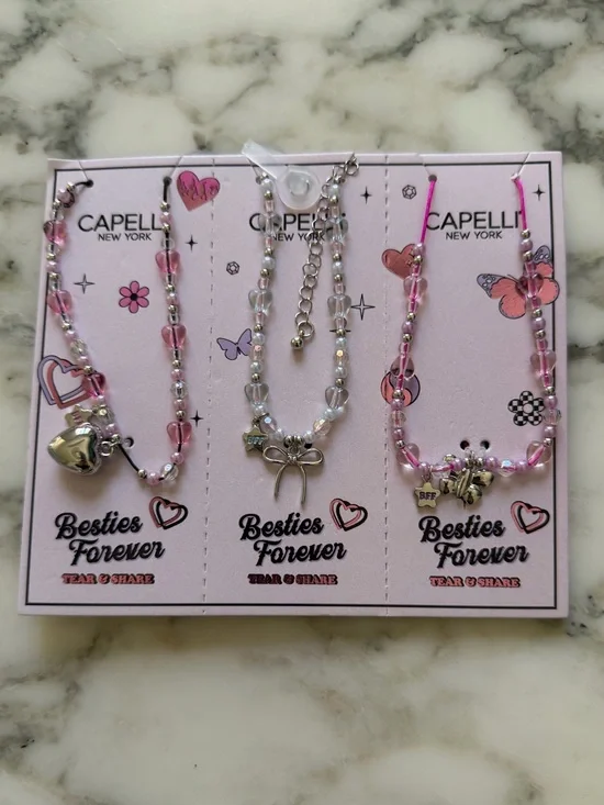 NWT Girl’s Capelli New York Tear N Share Bestfriend Necklace Set of 3