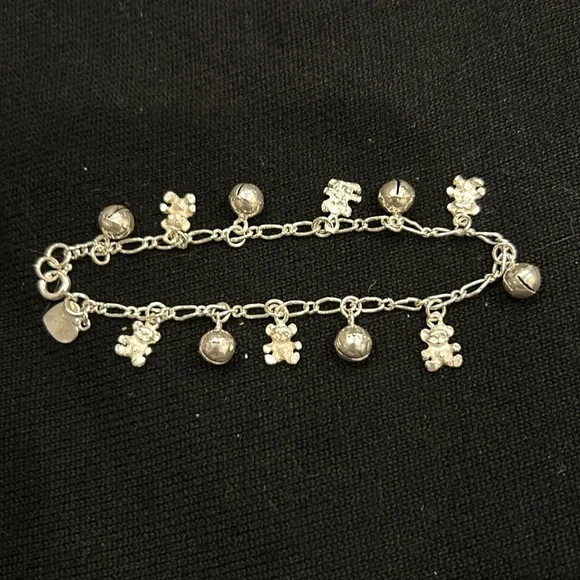 Child’s Sterling Silver Charm Bracelet 3 1/2” Wide Very Good Used Condition