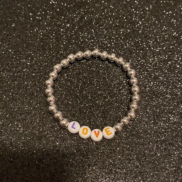 Girls faux silver bead love friendship stretch bracelet