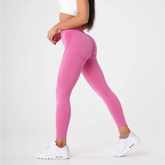 NVGTN Bubble Gum Pink Contour Seamless Leggings