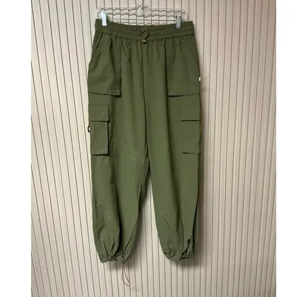 Fabletics Heights Cargo Pant Green Women’s Size L