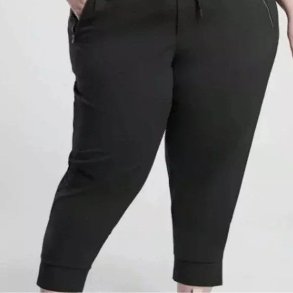 Athleta Trekkie North Jogger Black Plus Size 26 NWT Hiking Pants Gorpcore