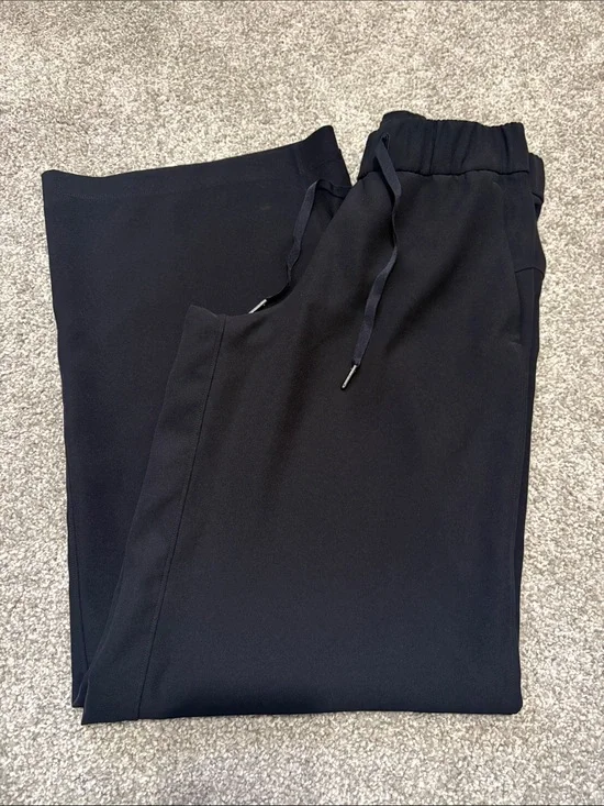 Lululemon On The Fly Pant *Wide Leg 31