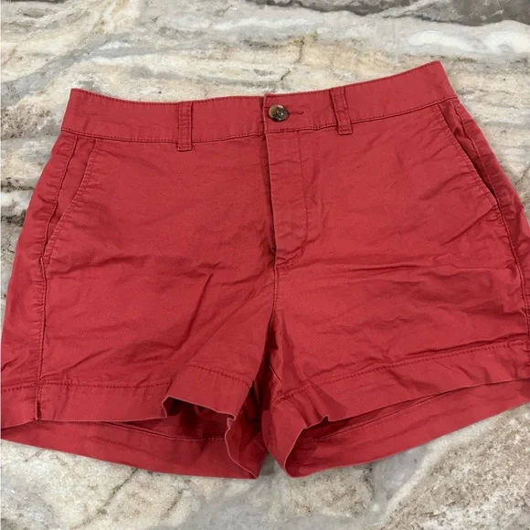 Bundle of old navy shorts in size 5-3 pairs great condition