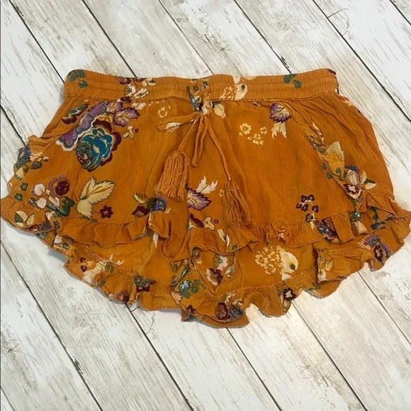 Altar'd State Boho Floral Ruffle Shorts Orange Medium