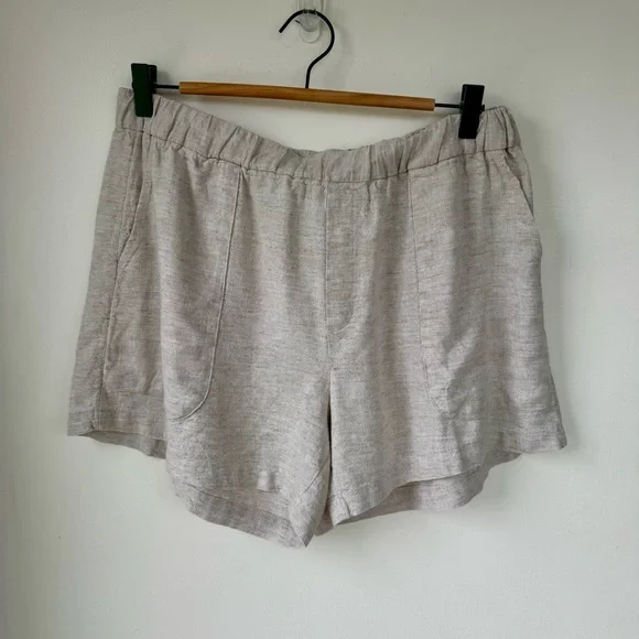 Banana Republic Women's Linen Blend Shorts - Light Gray