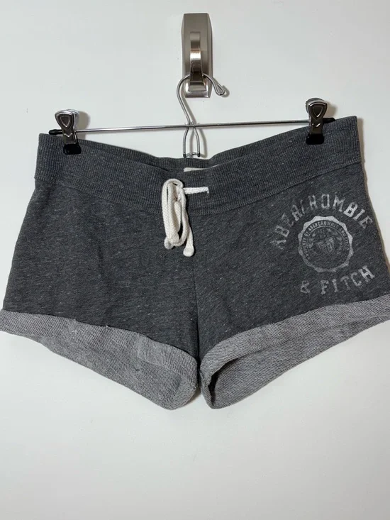 Abercrombie & Fitch Women’s Vintage Y2K Grey Logo Sweat Short Shorts S Low Rise