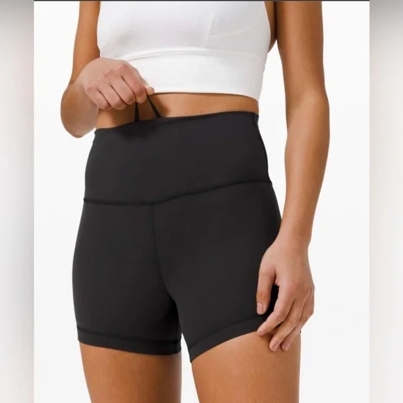 NWT Lululemon Wunder Train High-Rise Short 4