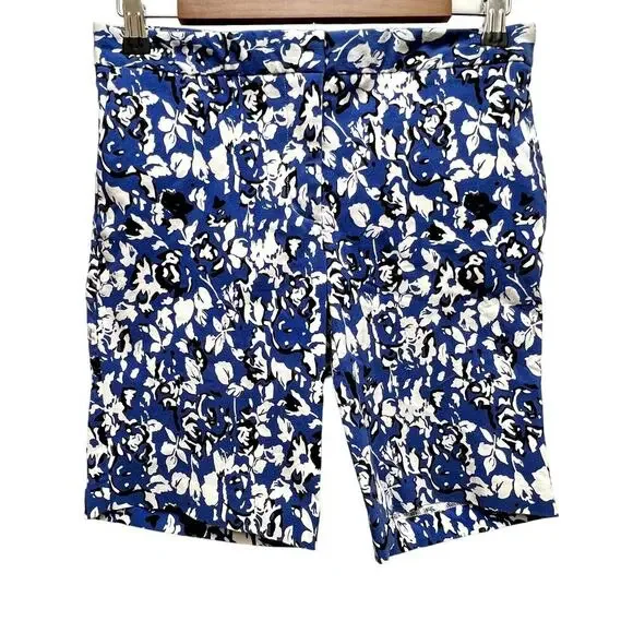 Mario Serrani Blue And White Floral Flat Front Stretchy‎ Shorts Size 4