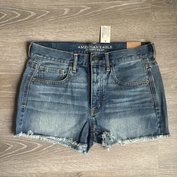 NEW American eagle boyfriend shorts