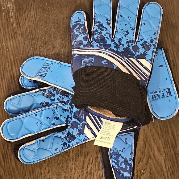 EFAH SPORTS Football Goalkeeper Gloves Kids Boys Soccer Glove with Grip Palms