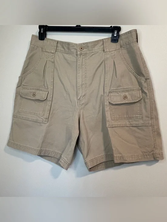 Cabela's Women's Tan 7 Pocket Hiker Cargo Shorts with Flap Pockets