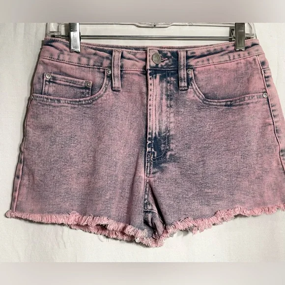 WOMENS SIZE 5 WAIST 29 MADDEN NYC PINK BLUE DISTRESSED DENIM JEAN SHORTS