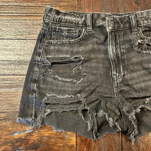 American Eagle Outfitters Black Distressed Festival Mom Jean Shorts