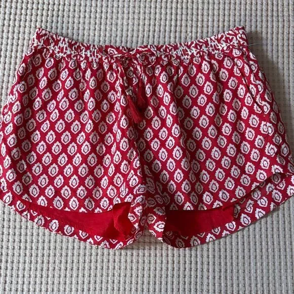 NWT Women’s Vineyard Vines Red and White Lined Shorts Size L