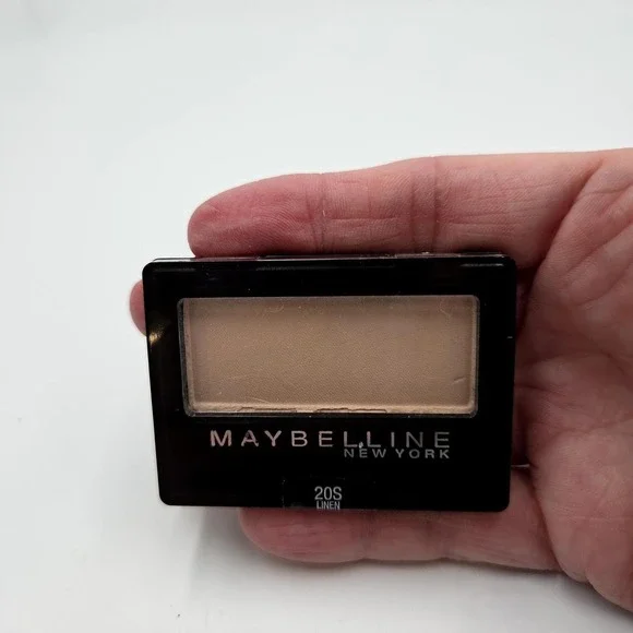Maybelline New York Expert Wear Eyeshadow   The Glo Down