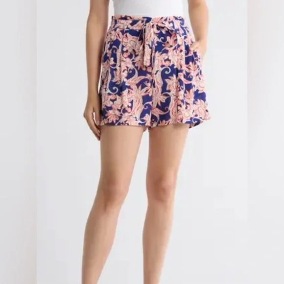 NWT  DR2 by Daniel Rainn Drawstring Shorts
