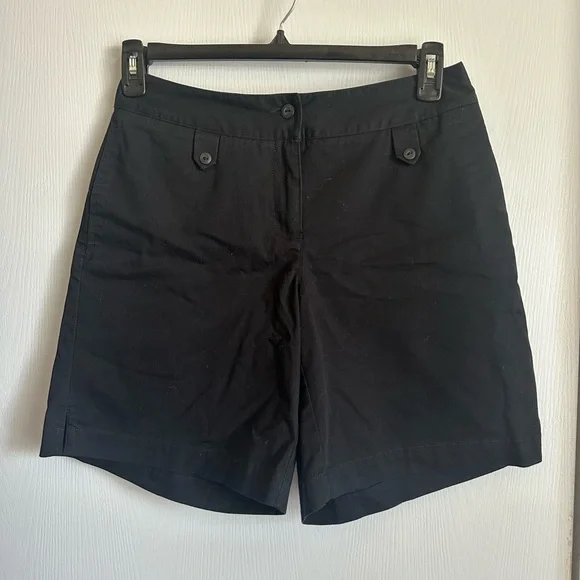 Claiborne Women's Liz Golf Shorts Size 6