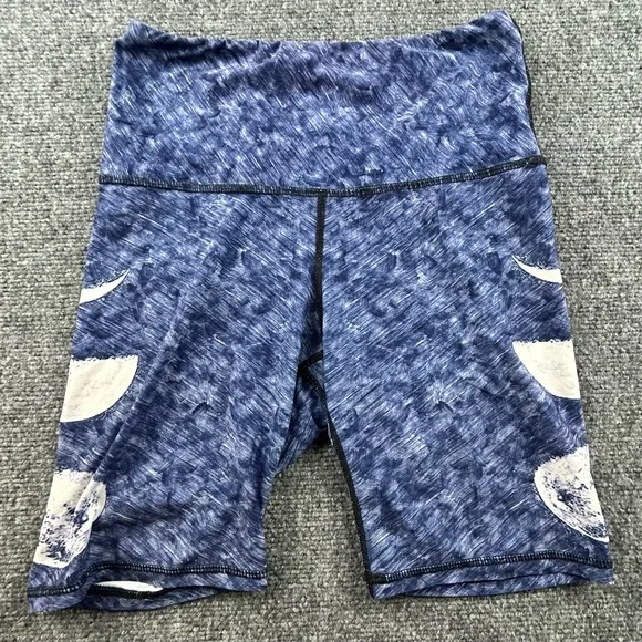 Yoga Democracy Women’s Shorts Size Small