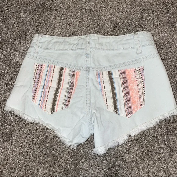 Short shorts