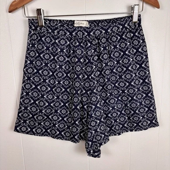 Abercrombie & Fitch Women's Medium Blue Boho Shorts‎ Flowy Rayon Pull On