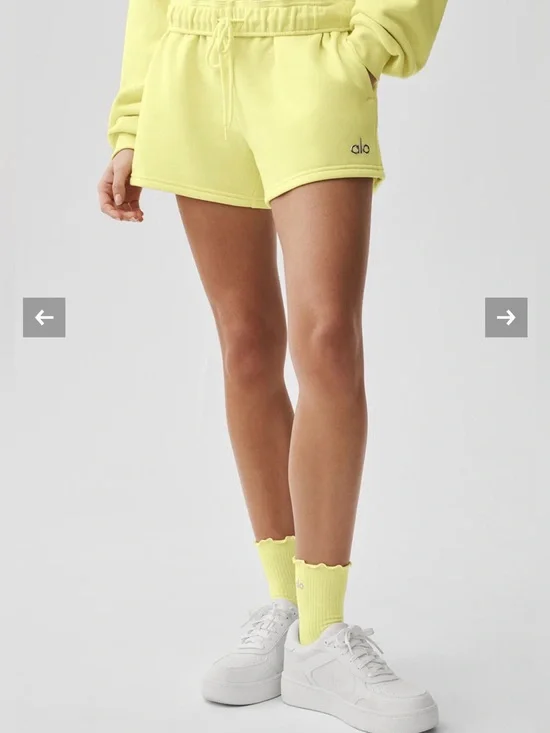 ALO Yoga Accolade Short Medium Sunshine NWT