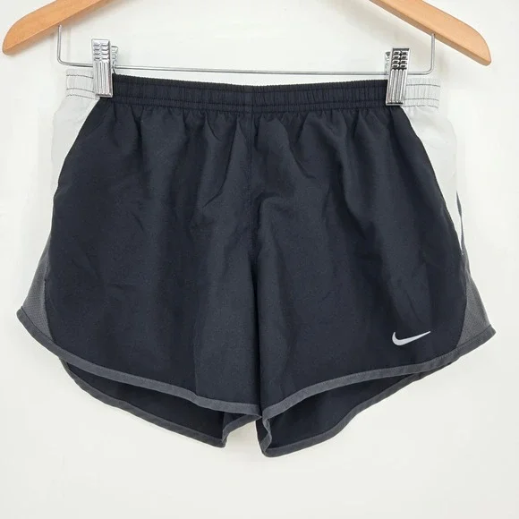 Nike Dri-Fit Womens S Black Running Shorts Drawstring Pocket Workout Exercise