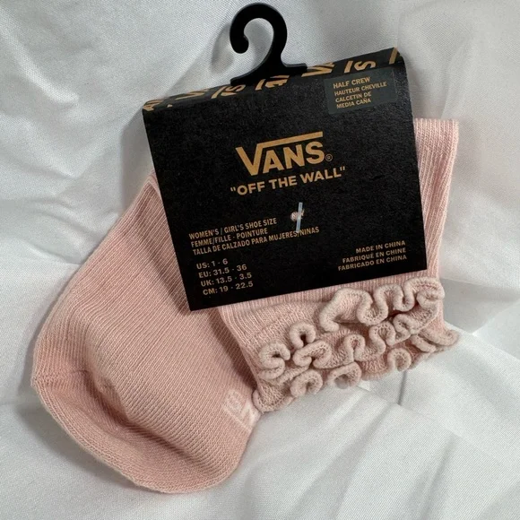 Vans Soft Pink Ruffle half Crew Socks