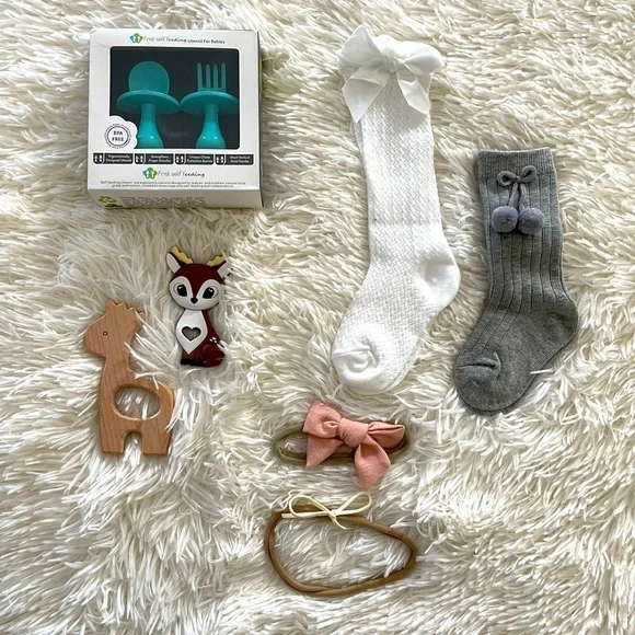 Pom Pom socks. Bow socks. Headbands. Wood toy. Teether.Spoon and fork.Baby gift.