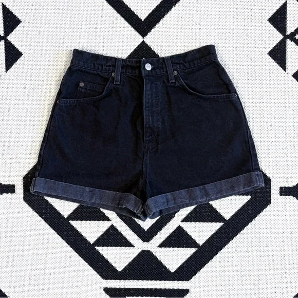 Vintage Levi’s Orange Tab 90s 954 High Waisted Cuffed Hem Denim Shorts in Black