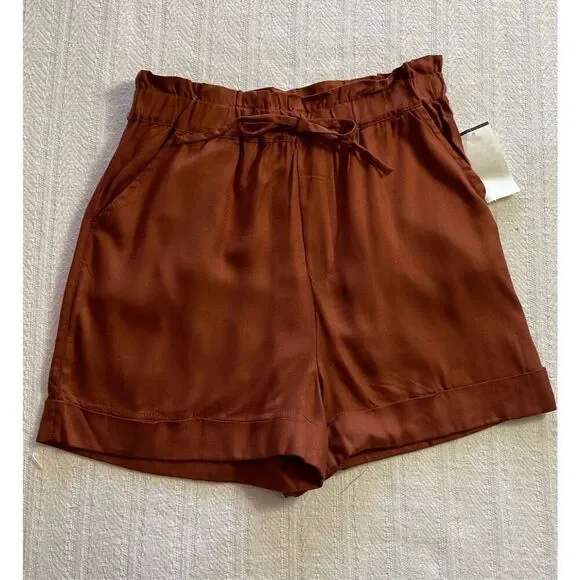 DEREK HEART Juniors SMALL BROWN CUFFED Shorts