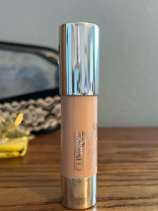 Clinique Chubby Stick Highlighter 01 Hefty Highlight FULL SIZE NWOB