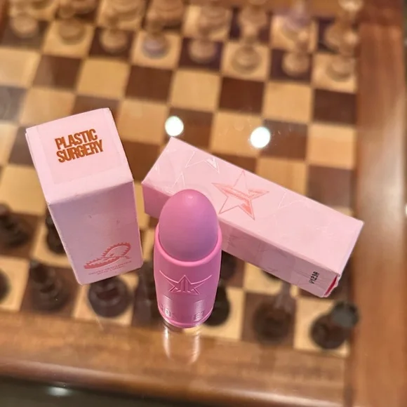 Jeffree Star Plastic Surgery Brown/ Deep Burgundy? Lipstick