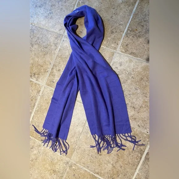 Emy Montenoni - Unisex purple cashmere blend large scarf, fringes, 62”L x 12”W