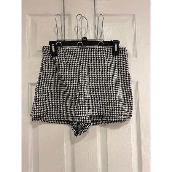 Zara Womens Black White‎ Houndstooth Tweed Skort Side Zip High Waist Size Medium